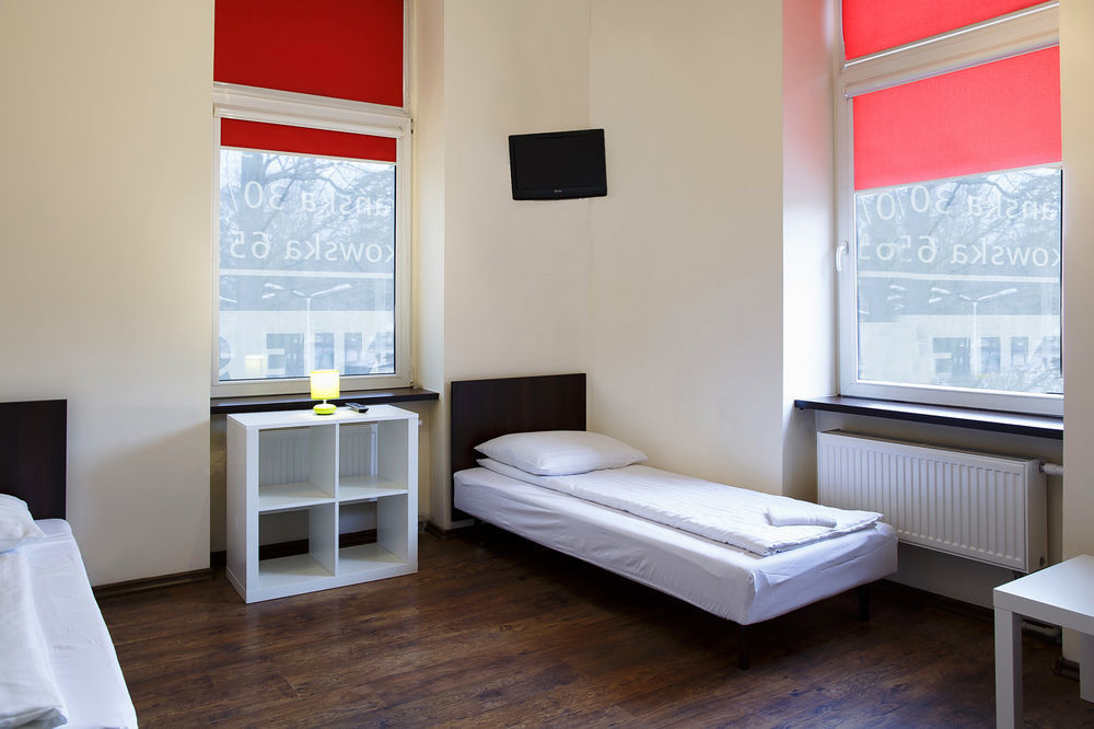 לודז' Boutique Hostel מראה חיצוני תמונה