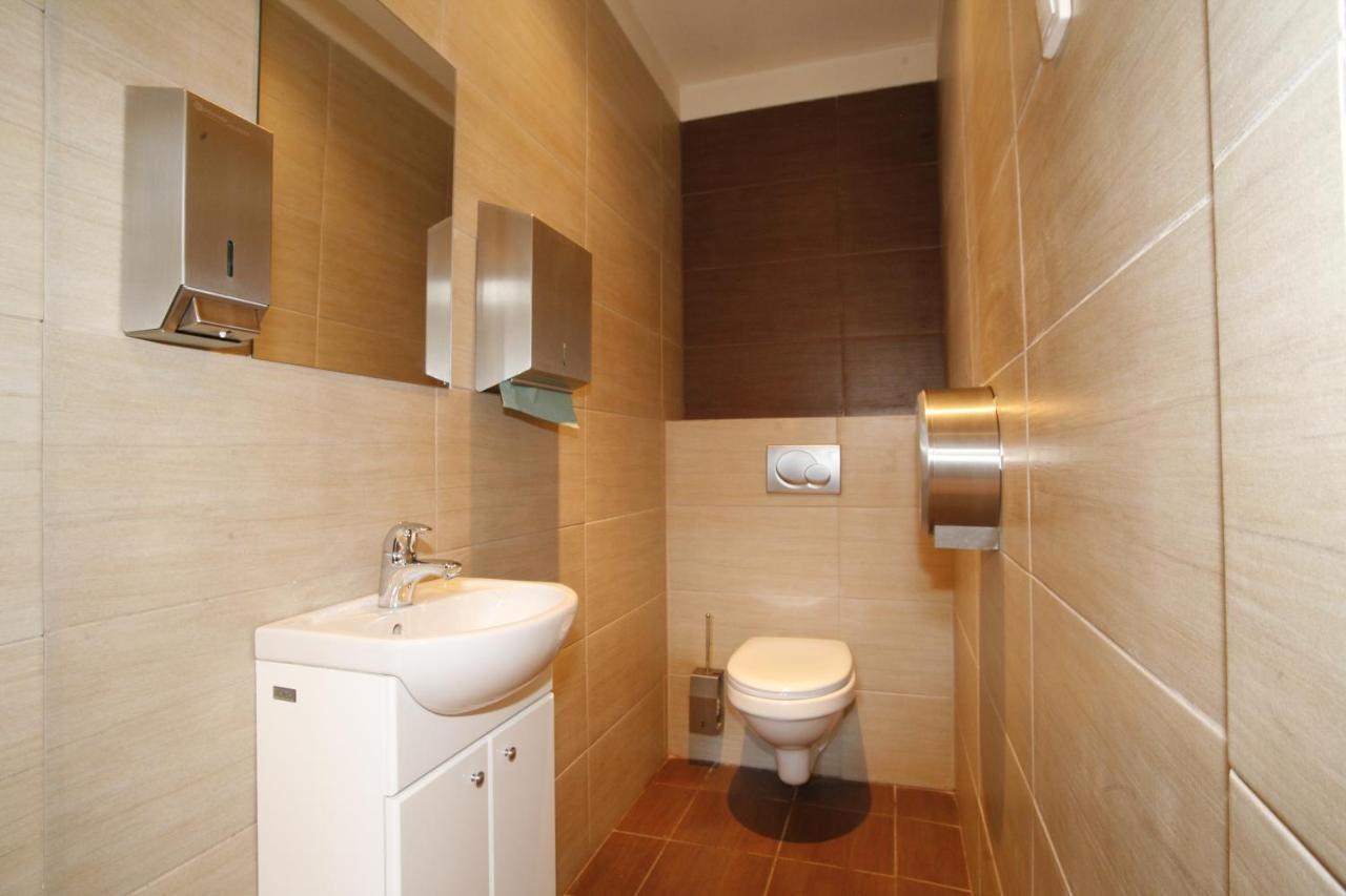 לודז' Boutique Hostel מראה חיצוני תמונה
